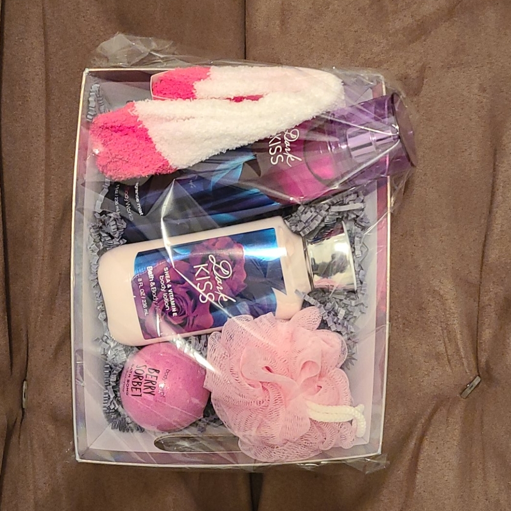Bath & Body Works gift set